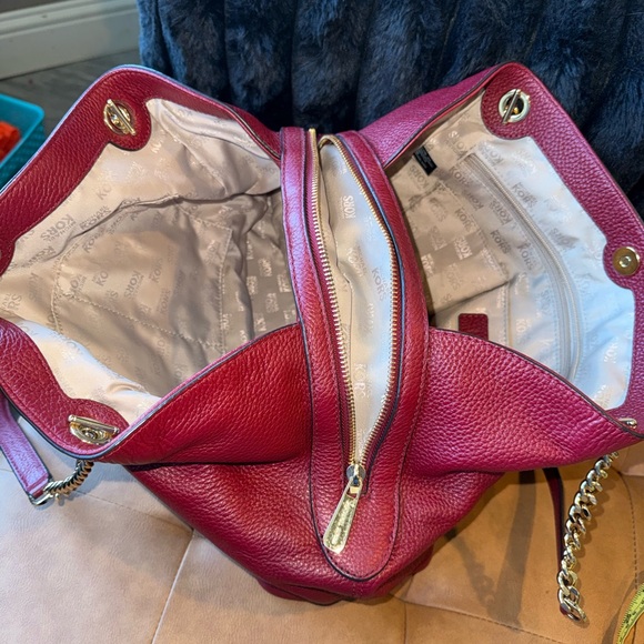 Michael Kors Burgundy Studded shoulder bag - Picture 6 of 14